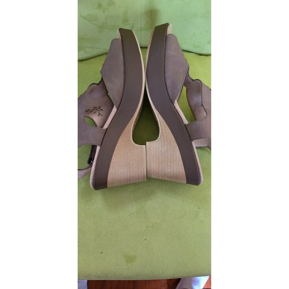 Naturalizer Soul Women's MIA Heeled Sandal Tan Slingback Size 9.5M